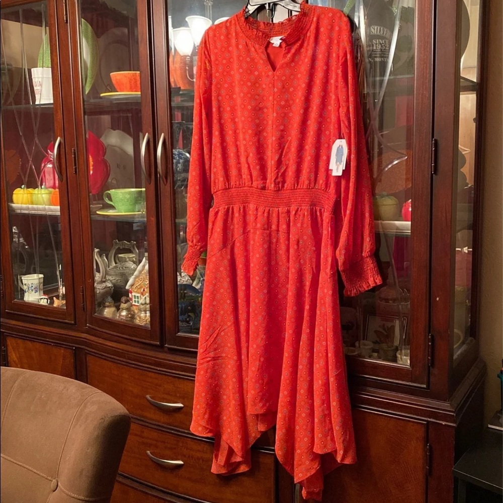 🌺New Womens  Hem Dress Size: Large🌺